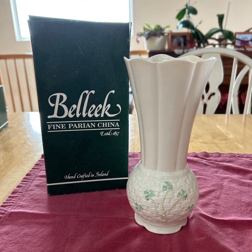 Vintage Belleek Listowel Vase